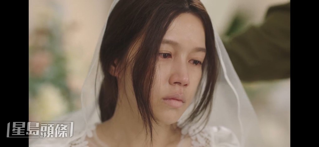 傅嘉莉素顏演出《刑偵12》，令她成功摘得最佳女主角獎。