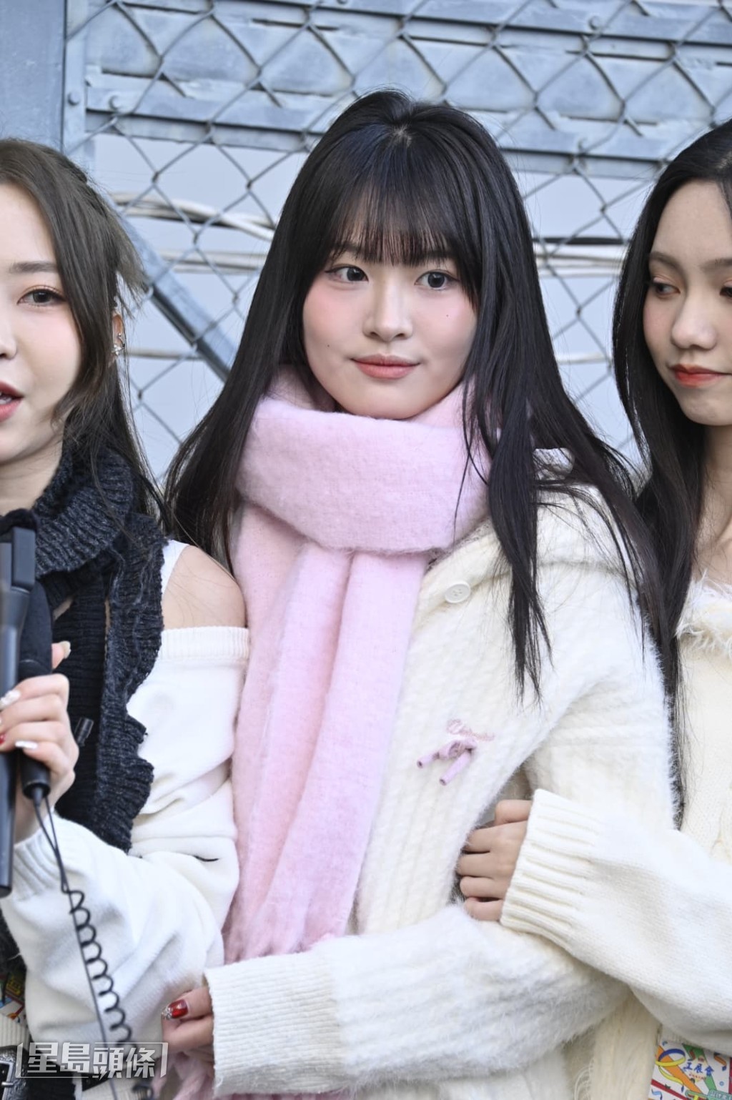 家鑾說這兩日收到很多支持和祝福,希望新一年做得更好。 家鑾說這兩日收到很多支持和祝福,希望新一年做得更好。