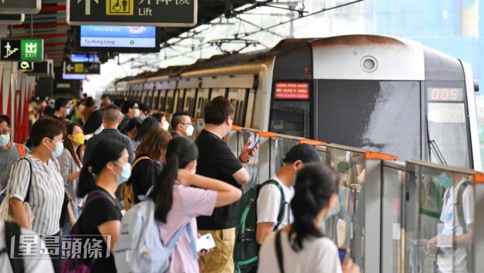港鐵送7.6萬電子單程票包括羅湖或落馬州站過境車程。資料圖片
