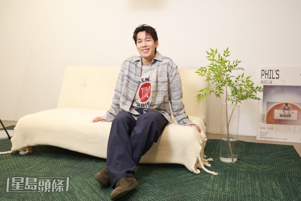 林奕匡坦言做了爸爸之後,責任感比以前更大。 林奕匡坦言做了爸爸之後,責任感比以前更大。