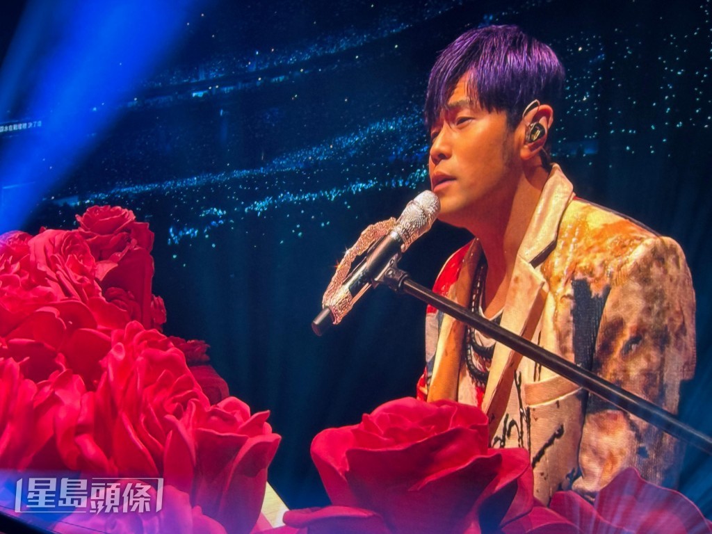 周杰倫一連三場世界巡迴演唱會2025香港站,今晚在啟德主場館舉行首場演出。 周杰倫一連三場世界巡迴演唱會2025香港站,今晚在啟德主場館舉行首場演出。