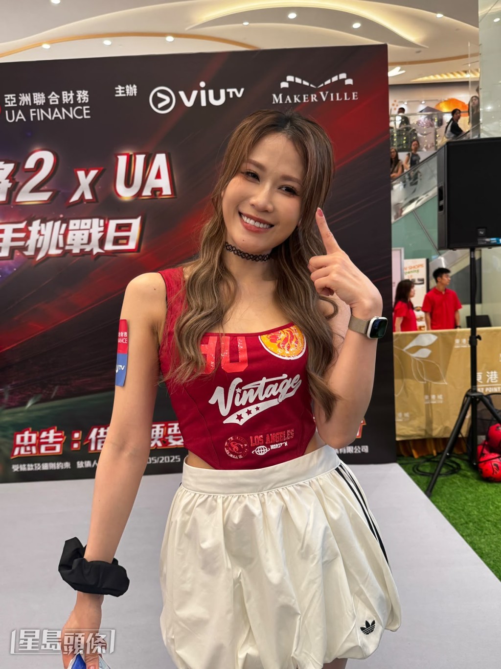 李昭南天將起程到美國報道世界盃。 李昭南天將起程到美國報道世界盃。
