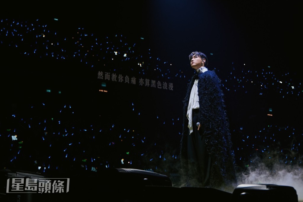 MC獻唱人氣歌曲。