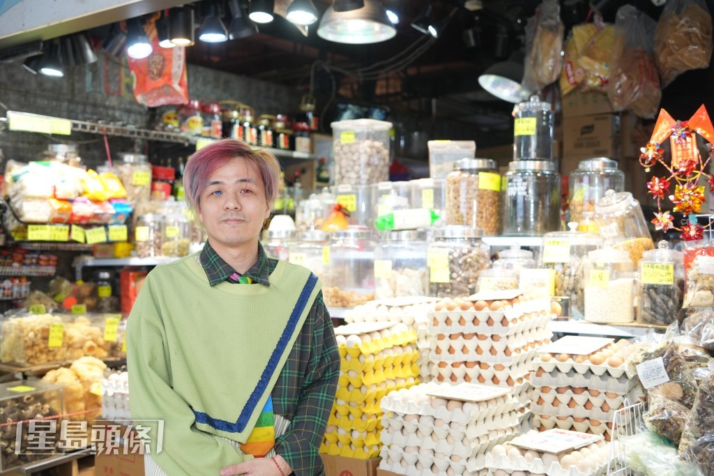 恒兴海味负责人Taylor建议，汤料宜放入干爽器皿内保存。