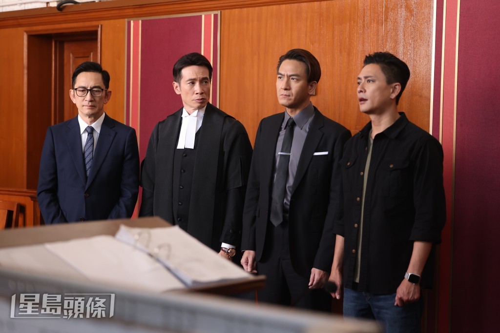 執法者們》除了有三大視帝（右起）黃宗澤、馬國明、陳豪坐鎮，更難得有戲骨吳啟華加盟。