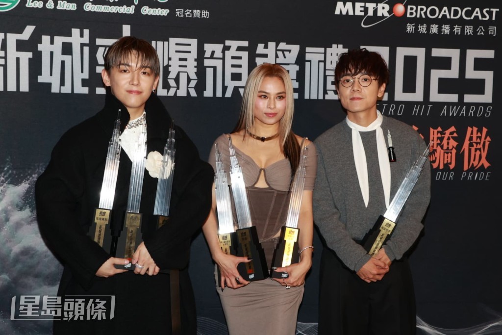 MC、李幸倪和林家謙3人各捧3獎是全晚獲獎最多歌手。