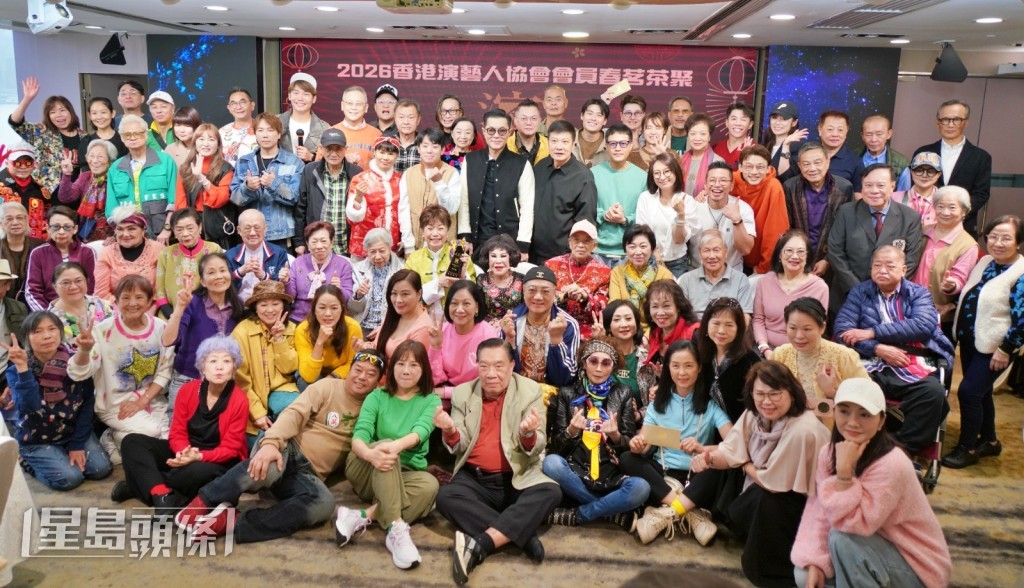 逾百會員踴躍出席，場面墟冚。