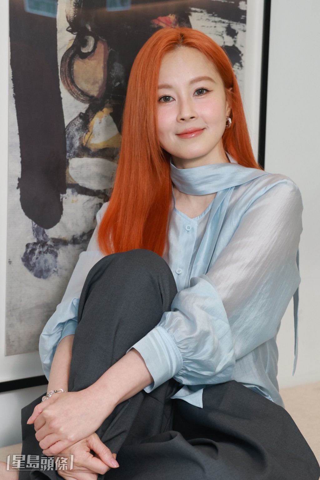 Theresa 30岁已回内地发展，坦言当时人生路不熟、天天躲在家以泪洗面。