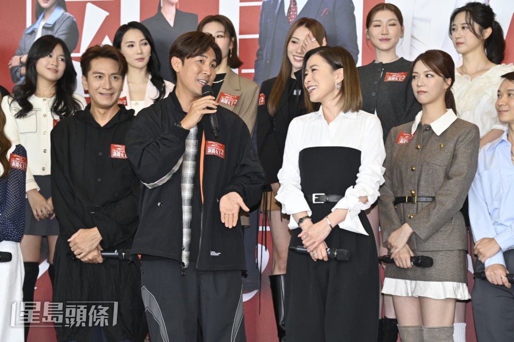 網民覺得節奏快,不過就覺得Man姐不夠霸氣,阿佘解釋Man姐今次是想帶出Man姐面對困難時的正能量。 網民覺得節奏快,不過就覺得Man姐不夠霸氣,阿佘解釋Man姐今次是想帶出Man姐面對困難時的正能量。