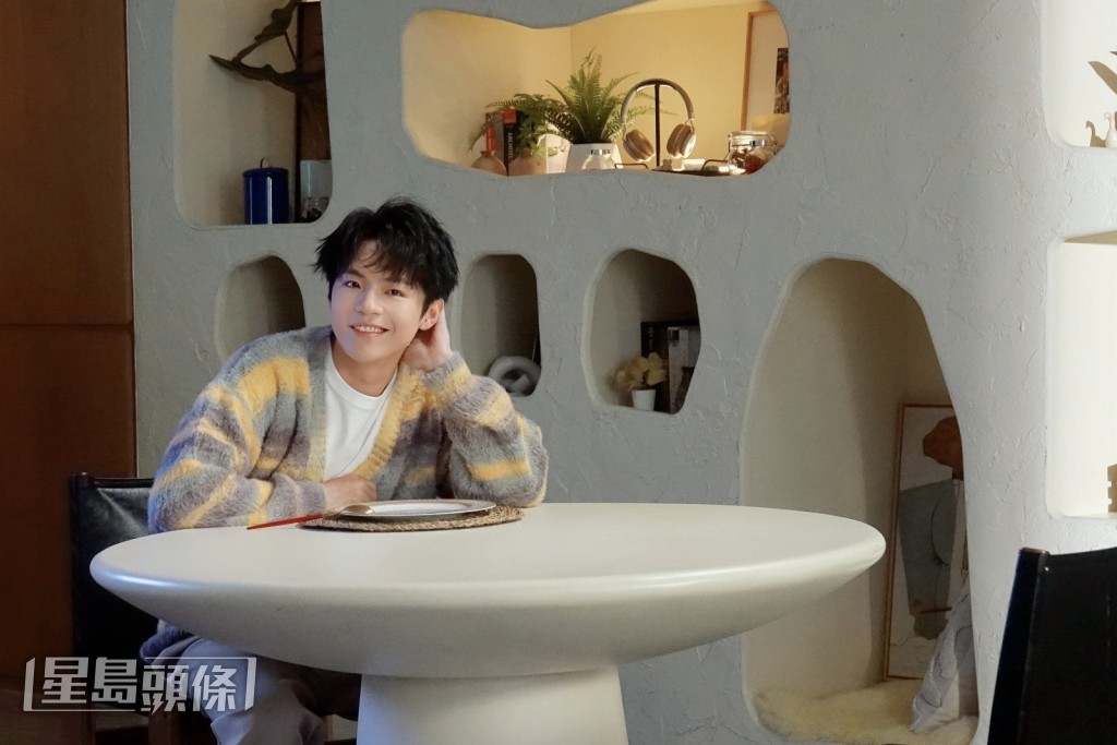 Ian今日推出2026年首支派台歌《傷口上灑辣椒醬》。