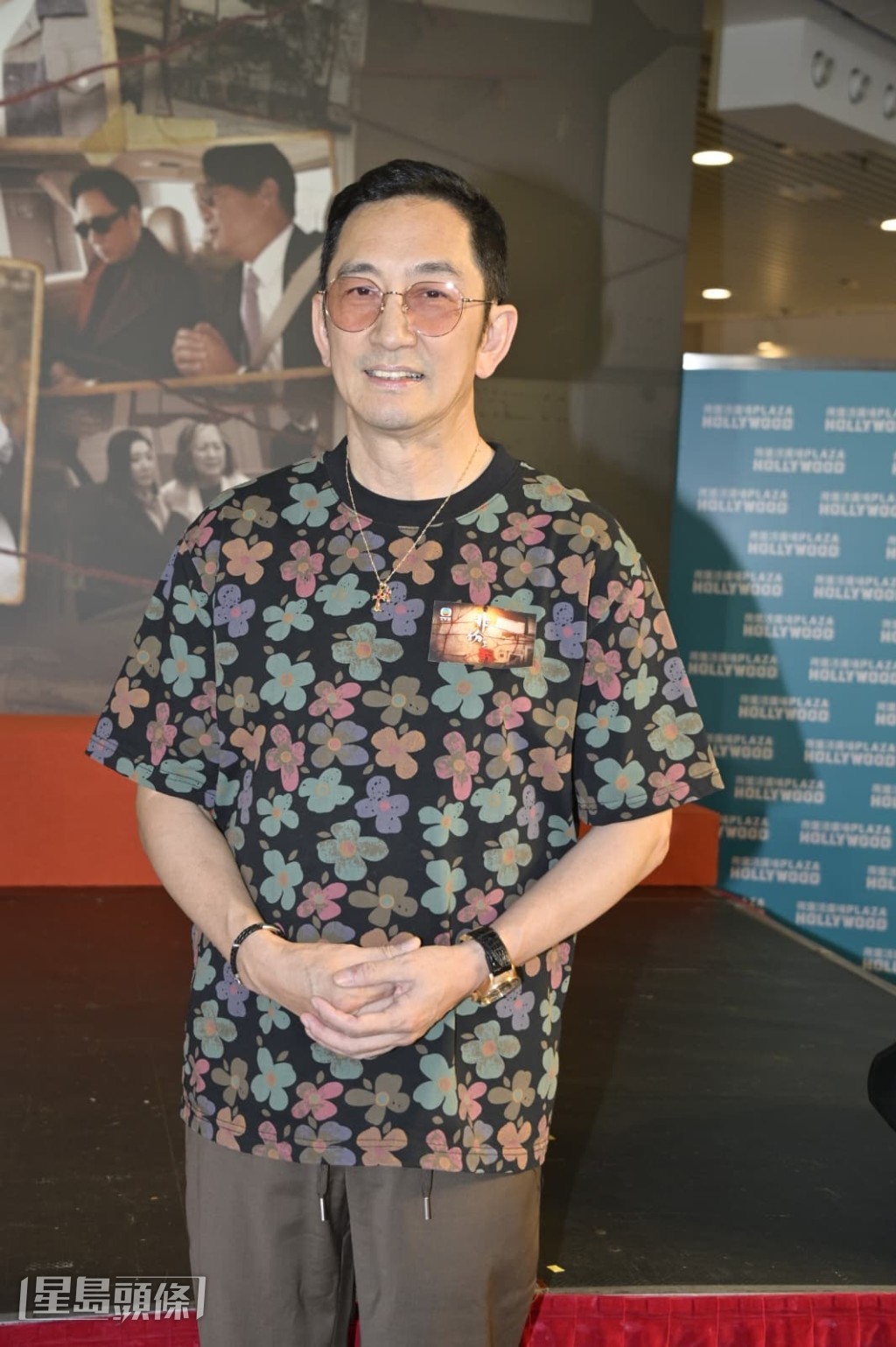 吳啟華指自己出過一隻CD。