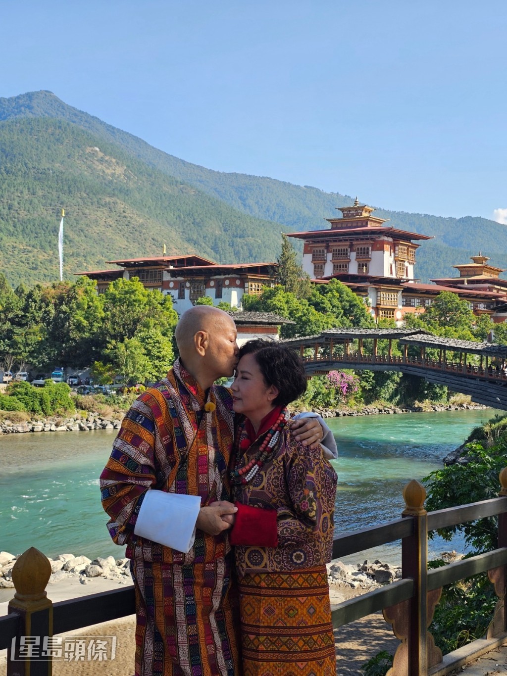 今次到不丹影婚照,可謂圓了兩人多年的夢。 今次到不丹影婚照,可謂圓了兩人多年的夢。