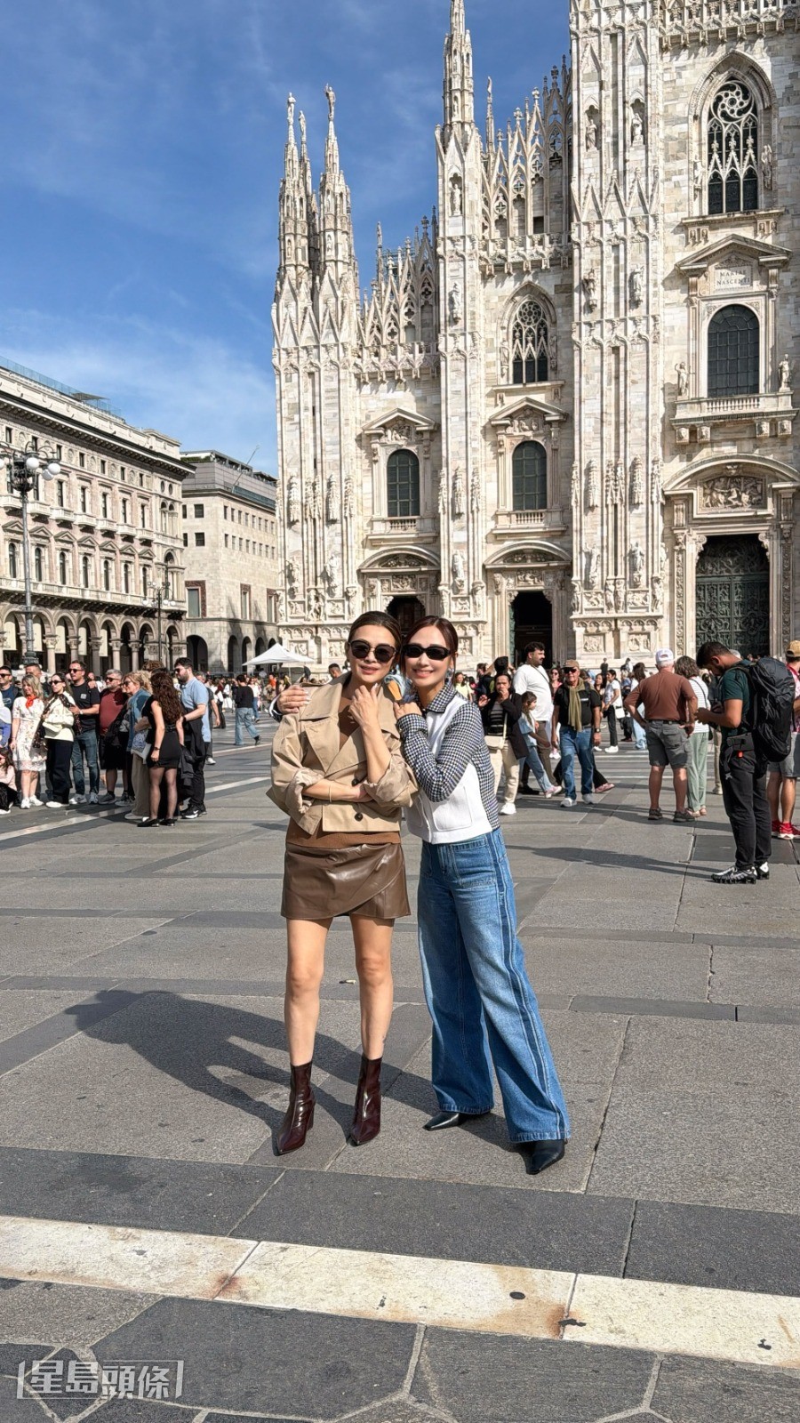 二人到米蘭主教座堂(Duomo di Milano)打卡。 二人到米蘭主教座堂(Duomo di Milano)打卡。