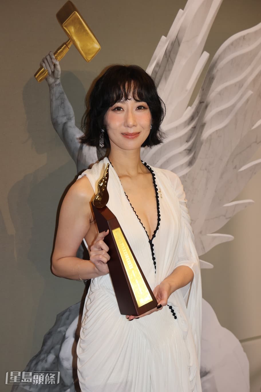 泳儿表示没想过会拿到第4位，笑言这次是中女大跃进。