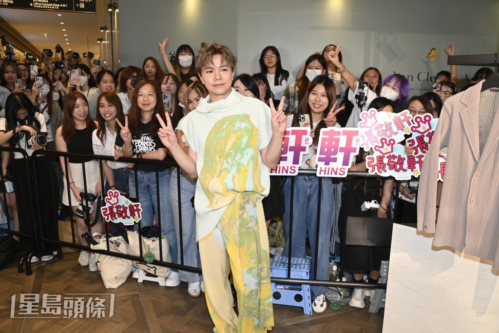 他又希望將學校變成演藝界IVE，課程教音樂、教理論。
