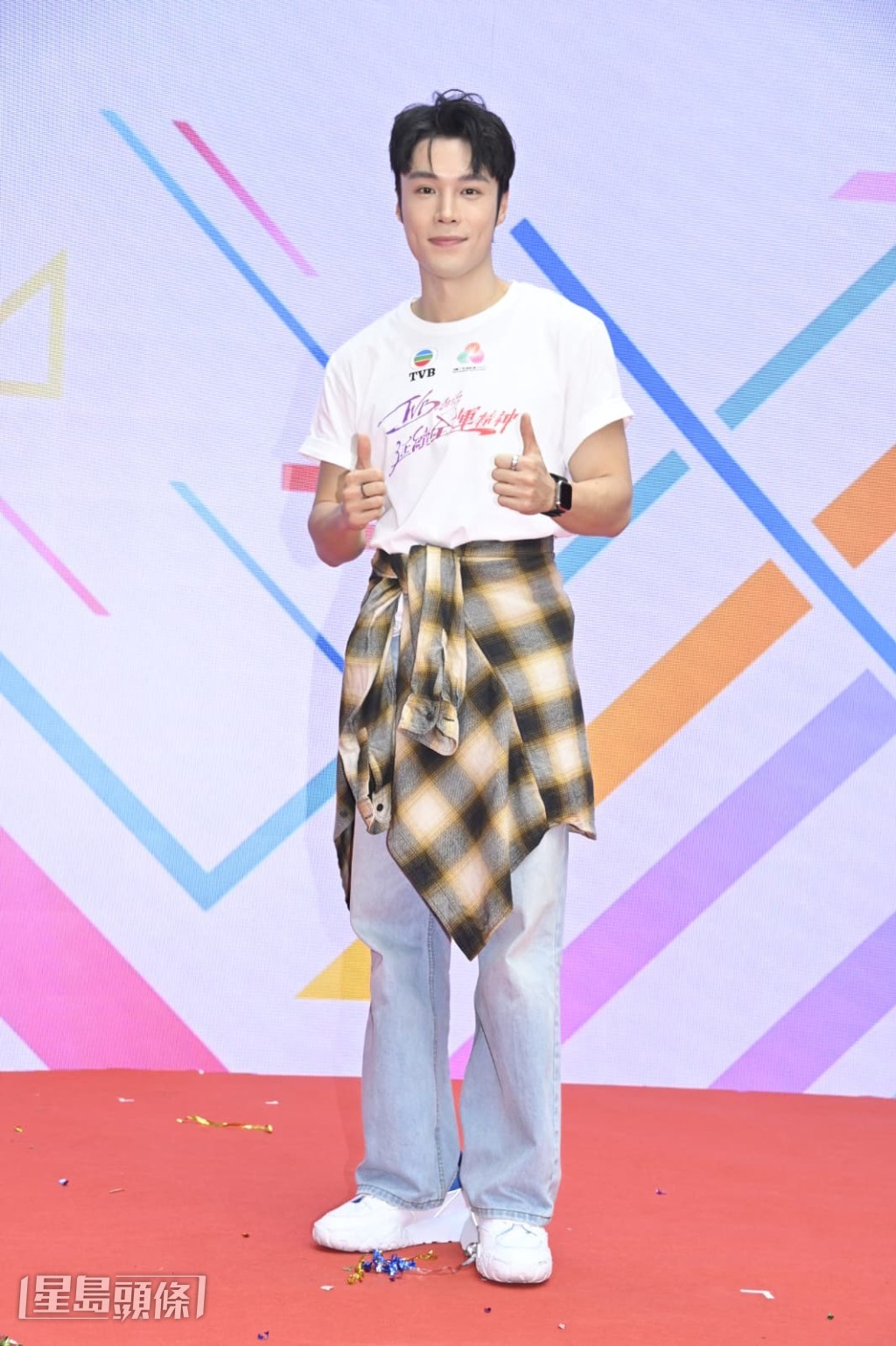 丁子朗試過見4、50個劇組都被拒絕。 丁子朗試過見4、50個劇組都被拒絕。