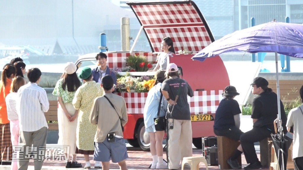 《星島頭條》日前獨家捕獲Cloud孖住同門師兄馮允謙吸金。