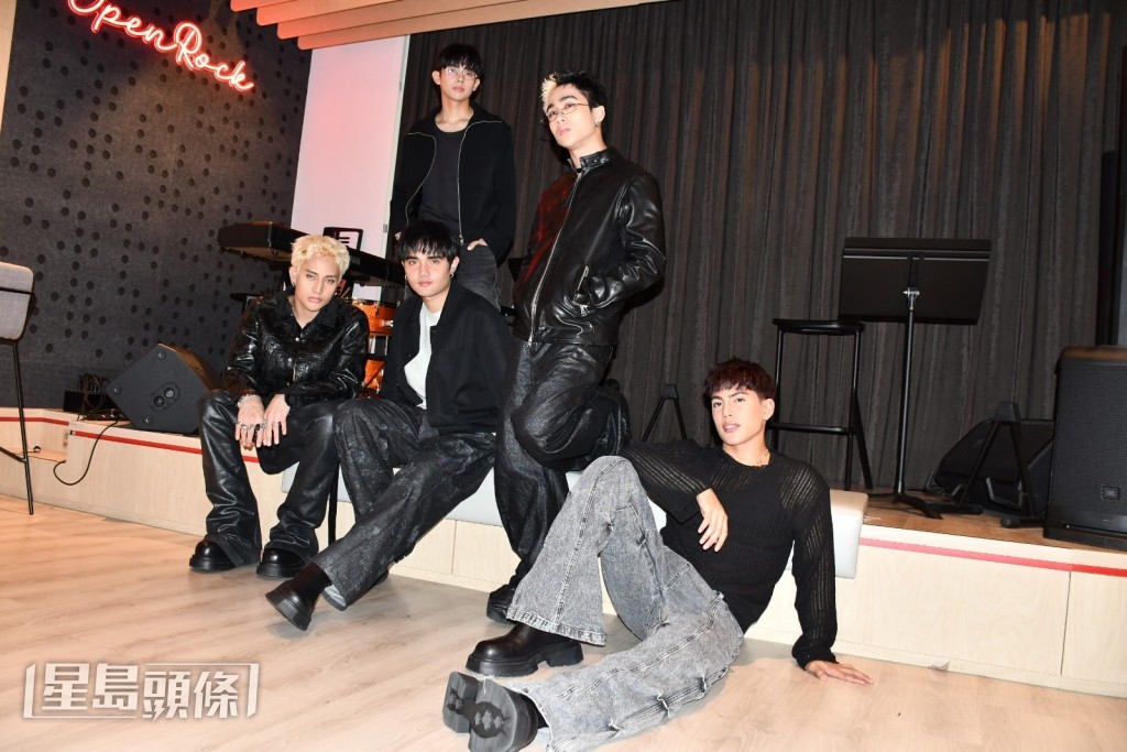 他們每次去到不同地方也會嘗試用當地語言演唱一些曲，這次當然也不例外。