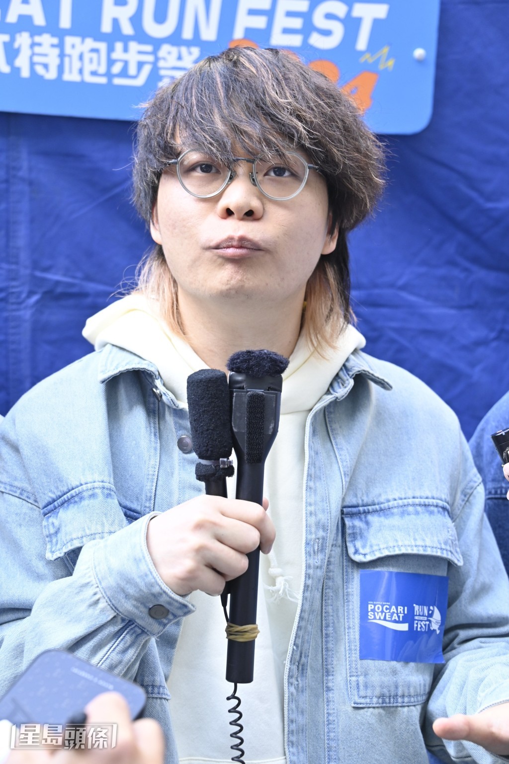 床哥笑稱雙方不打不相識,有機會化敵為友。 床哥笑稱雙方不打不相識,有機會化敵為友。