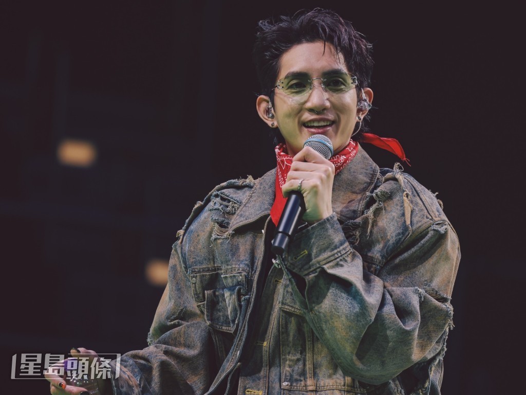 他希望將來有機會開設一間「Johnny 事務所」培育後輩。 他希望將來有機會開設一間「Johnny 事務所」培育後輩。