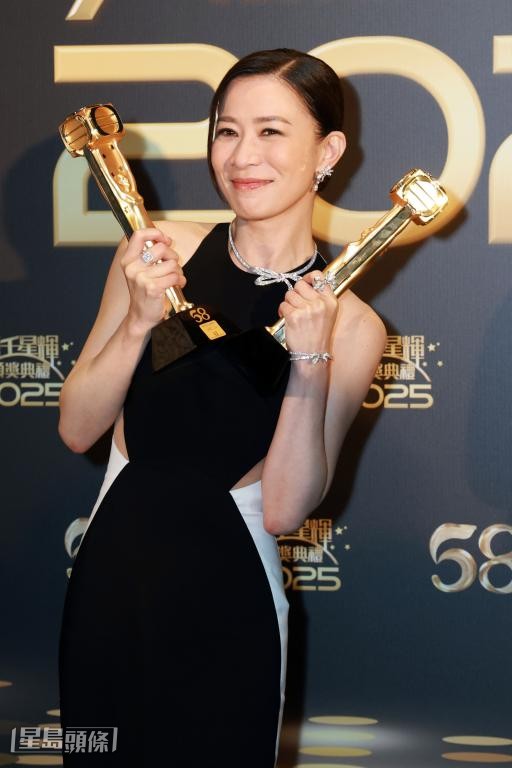 佘詩曼憑《新聞女王2》破紀錄4奪視后。