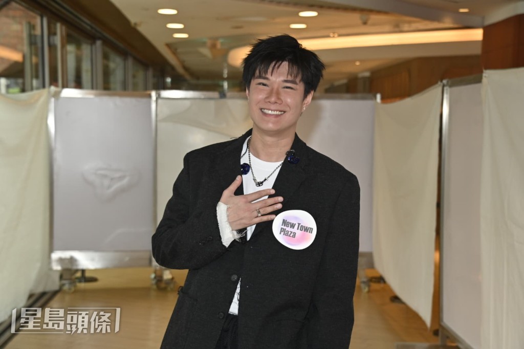 張與辰表示自己較中立,不會偏心那方面的參賽者。 張與辰表示自己較中立,不會偏心那方面的參賽者。