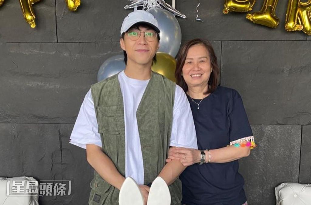 以前和媽媽一起住的時候，坤哥坦言新年不會洗頭。