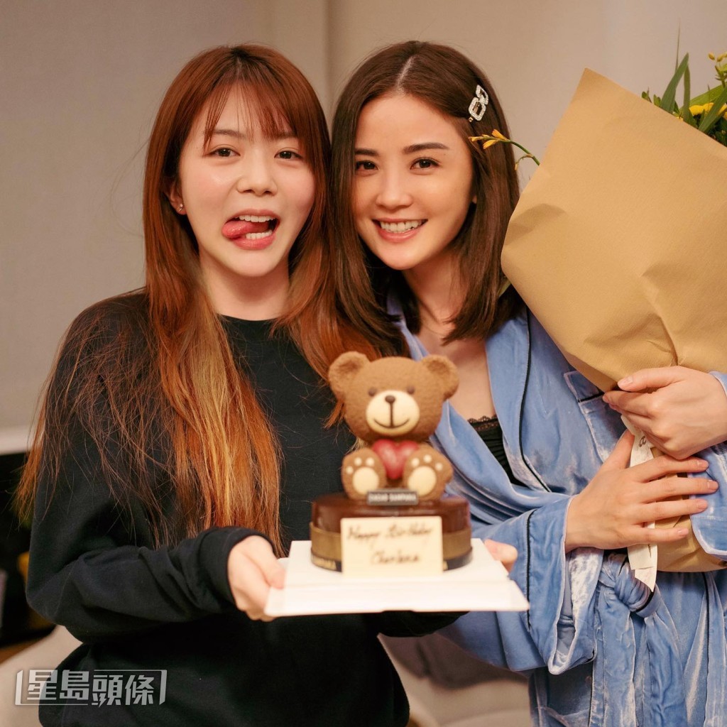 曾樂彤加入英皇的一大得著,就是認識到阿Sa這個老友。 曾樂彤加入英皇的一大得著,就是認識到阿Sa這個老友。