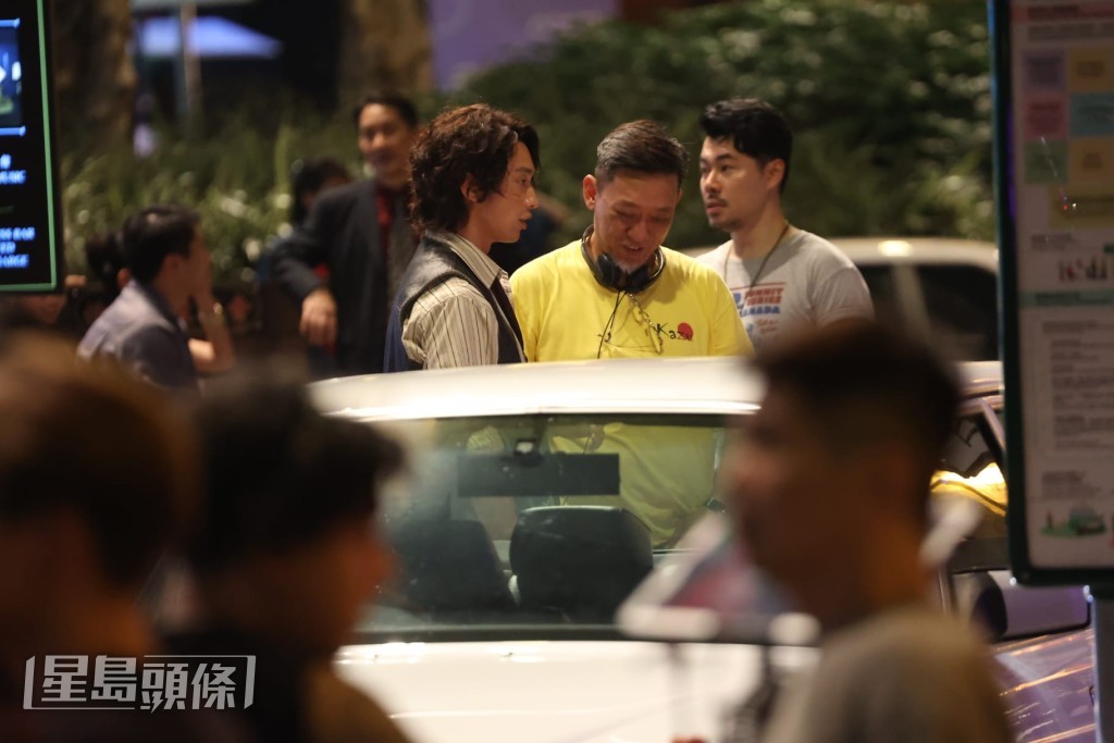 導演鄭保瑞、劉俊謙傾緊跟住點拍。 導演鄭保瑞、劉俊謙傾緊跟住點拍。