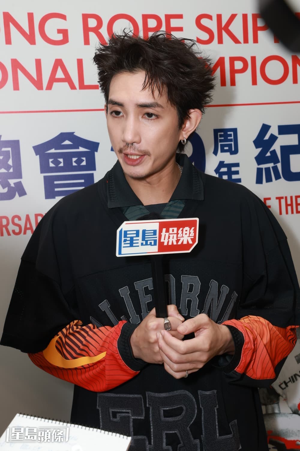 Lokman又透露會在8月拍攝團綜,更同時參演「首部劇情電影」作品。 Lokman又透露會在8月拍攝團綜,更同時參演「首部劇情電影」作品。