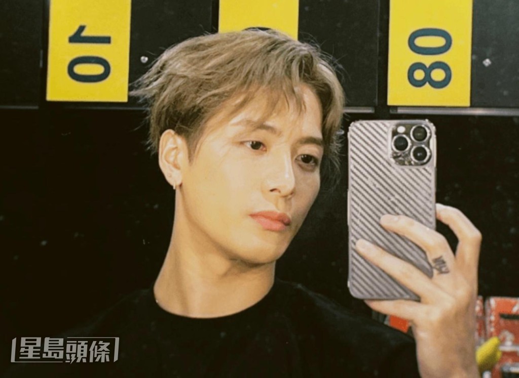 不少Jackies都興奮表示終於等到偶像返香港了。 不少Jackies都興奮表示終於等到偶像返香港了。