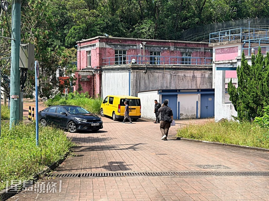 長源路一座廢棄水務署濾水廠遭爆竊。梁國峰攝
