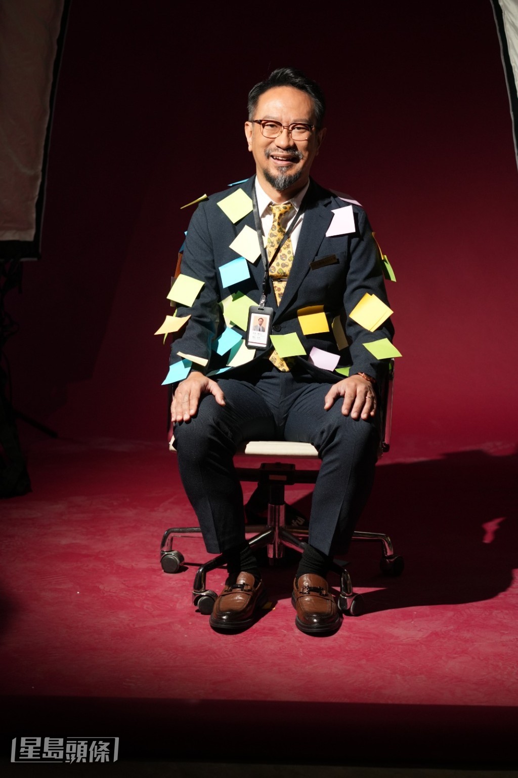 朱栢謙曾於2014年憑《大龍鳳》奪得香港舞台劇獎喜劇鬧劇類別最佳男主角獎。
