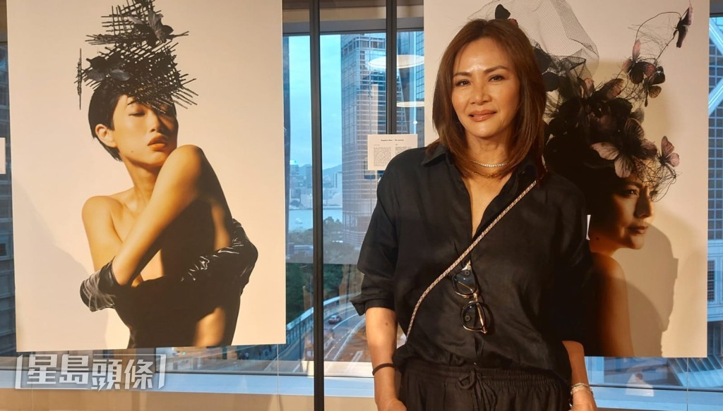 當笑問跟老公相處多年後,依然覺得對方靚仔?她笑說:「好似我好啲!」 當笑問跟老公相處多年後,依然覺得對方靚仔?她笑說:「好似我好啲!」