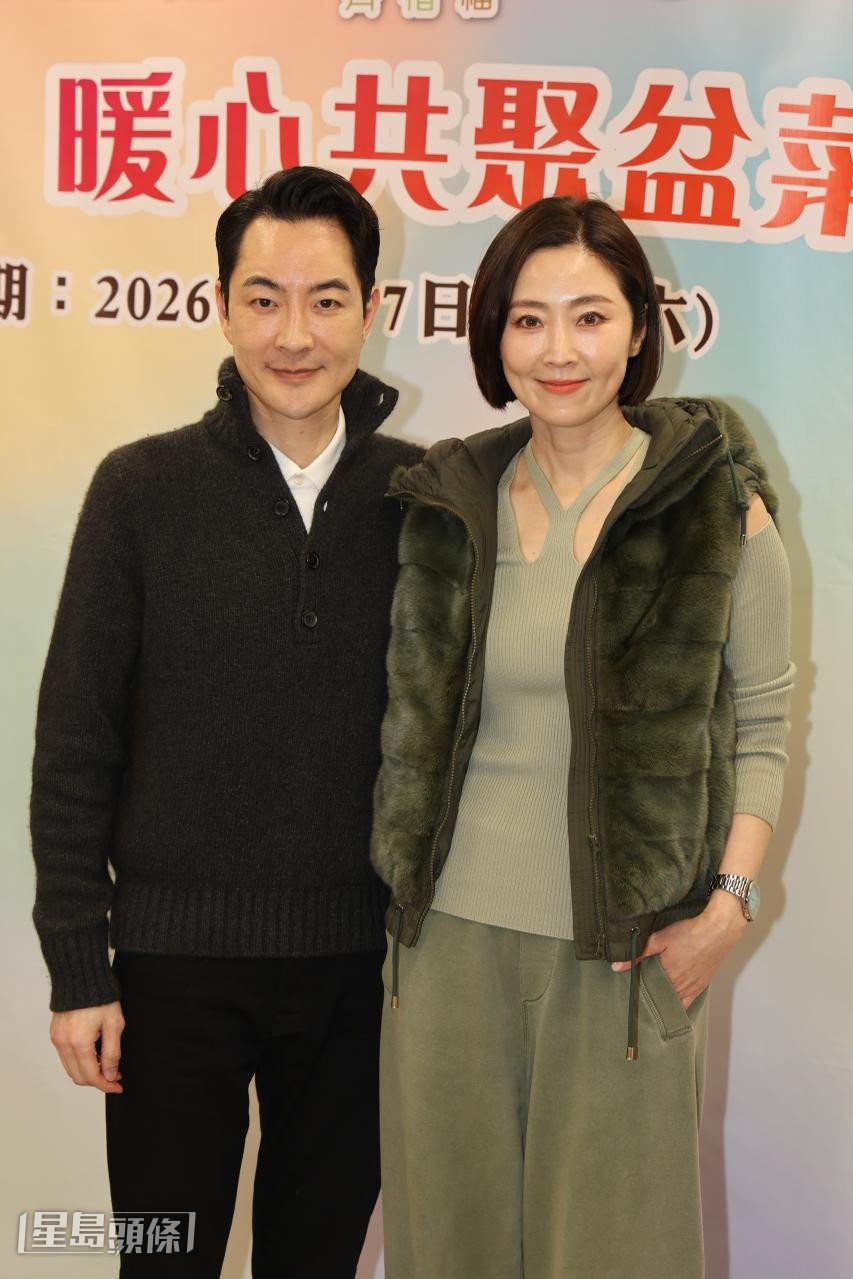 已接受男友盧啟賢（Calvin）求婚的張玉珊更對方一起前來支持。