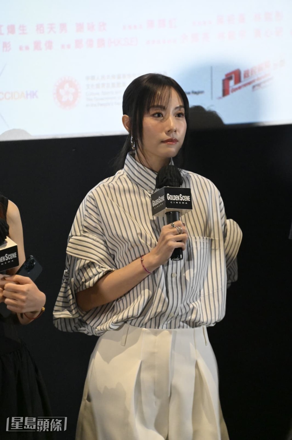 鄧麗欣在《大分瓶》演一個有18歲女兒的媽媽。