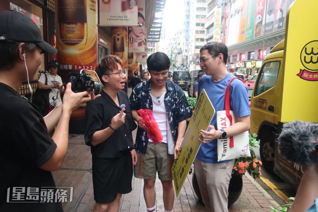 有網民批他們是「磨轆」。良少和米爺直認不諱,坦然接受「稱號」。 有網民批他們是「磨轆」。良少和米爺直認不諱,坦然接受「稱號」。