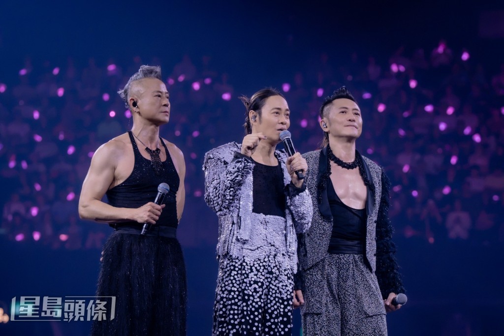 草蜢《THREE IN LOVE演唱會 - 澳門站》前晚及昨晚(24及25日)於澳門威尼斯人綜藝館舉行。 草蜢《THREE IN LOVE演唱會 - 澳門站》前晚及昨晚(24及25日)於澳門威尼斯人綜藝館舉行。