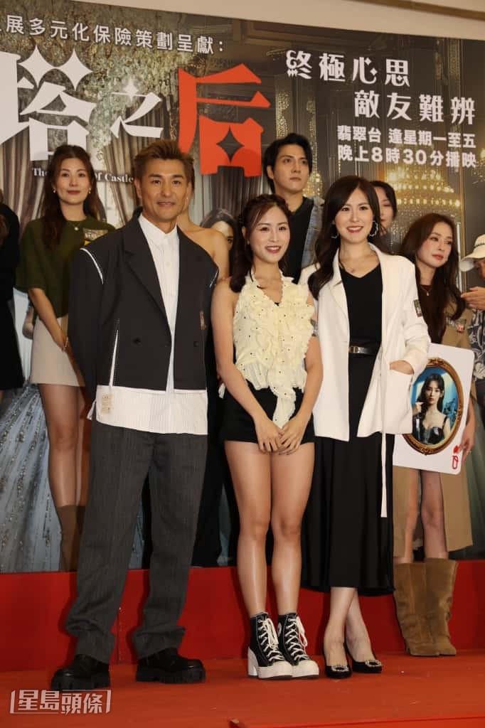 展鵬認為今次未能發揮未到最好,幸有其他演員互補。 展鵬認為今次未能發揮未到最好,幸有其他演員互補。