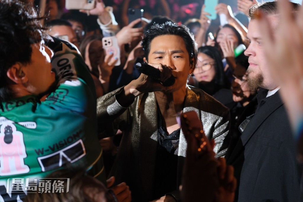 不少歌迷都期待杜德偉下月的演唱會。