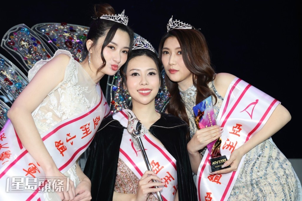 张文婧则不会觉得输冠军,自觉得到四个奖已非常叻。 张文婧则不会觉得输冠军,自觉得到四个奖已非常叻。