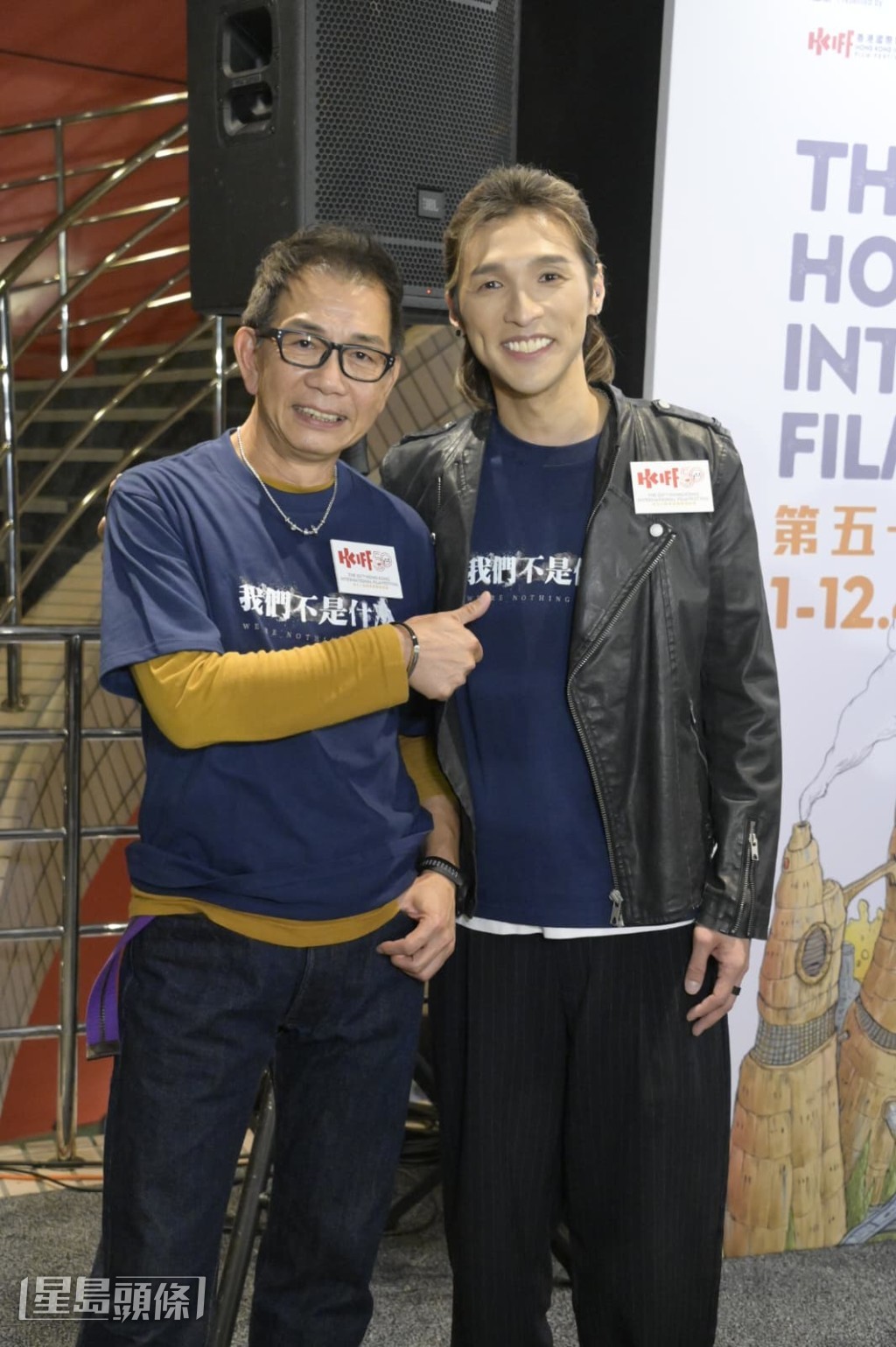 对于原因他大卖关子。