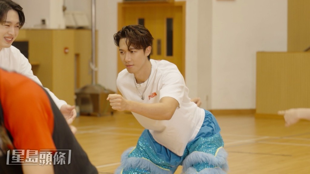 Stanley学得似模似样。