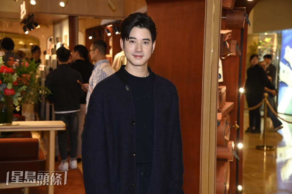 他指屆時會去旺角及銅鑼灣搜尋一些深愛的公仔。