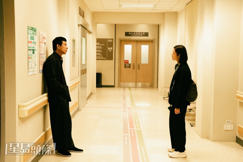 Michelle指罵兄長自私放下老父移民,累積種種不滿的情緒。 Michelle指罵兄長自私放下老父移民,累積種種不滿的情緒。