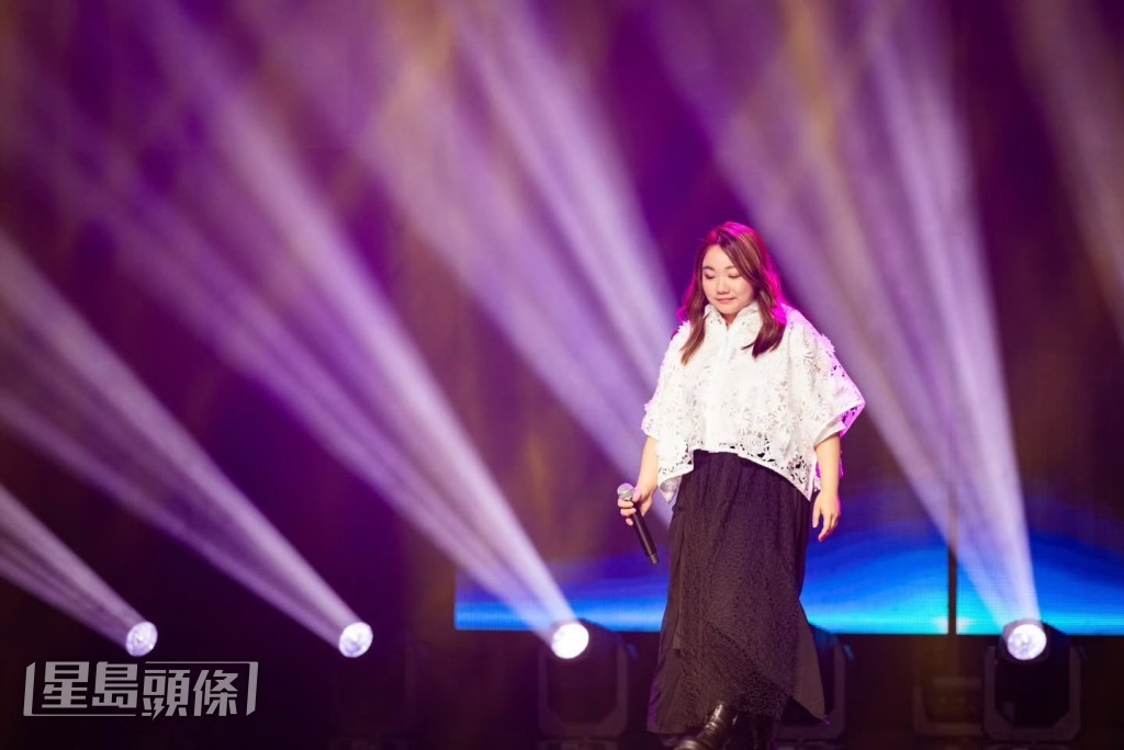 黃博一直也是一位珠圓肉潤的參賽者。