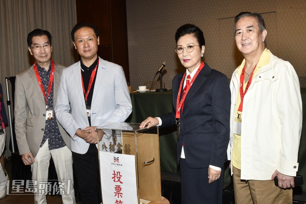 龍貫天過往曾跟阿姐一起工作，現在很多做事的方式都跟阿姐那一套。