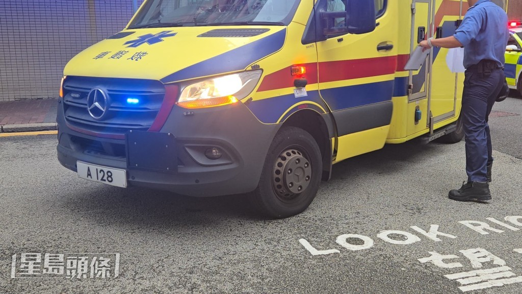 事發時,救護車正響起警號前往執勤。蔡楚輝攝 事發時,救護車正響起警號前往執勤。蔡楚輝攝