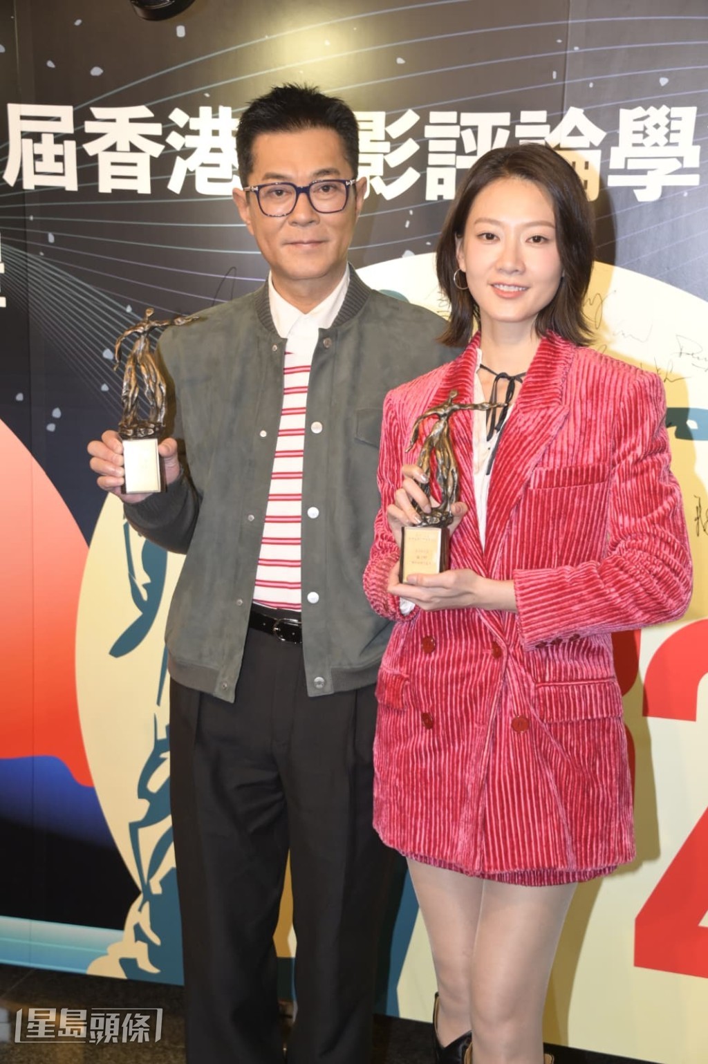 除了青雲外,《絕世好Bra》的監製也在場,古仔表示一定有機會再合作。 除了青雲外,《絕世好Bra》的監製也在場,古仔表示一定有機會再合作。