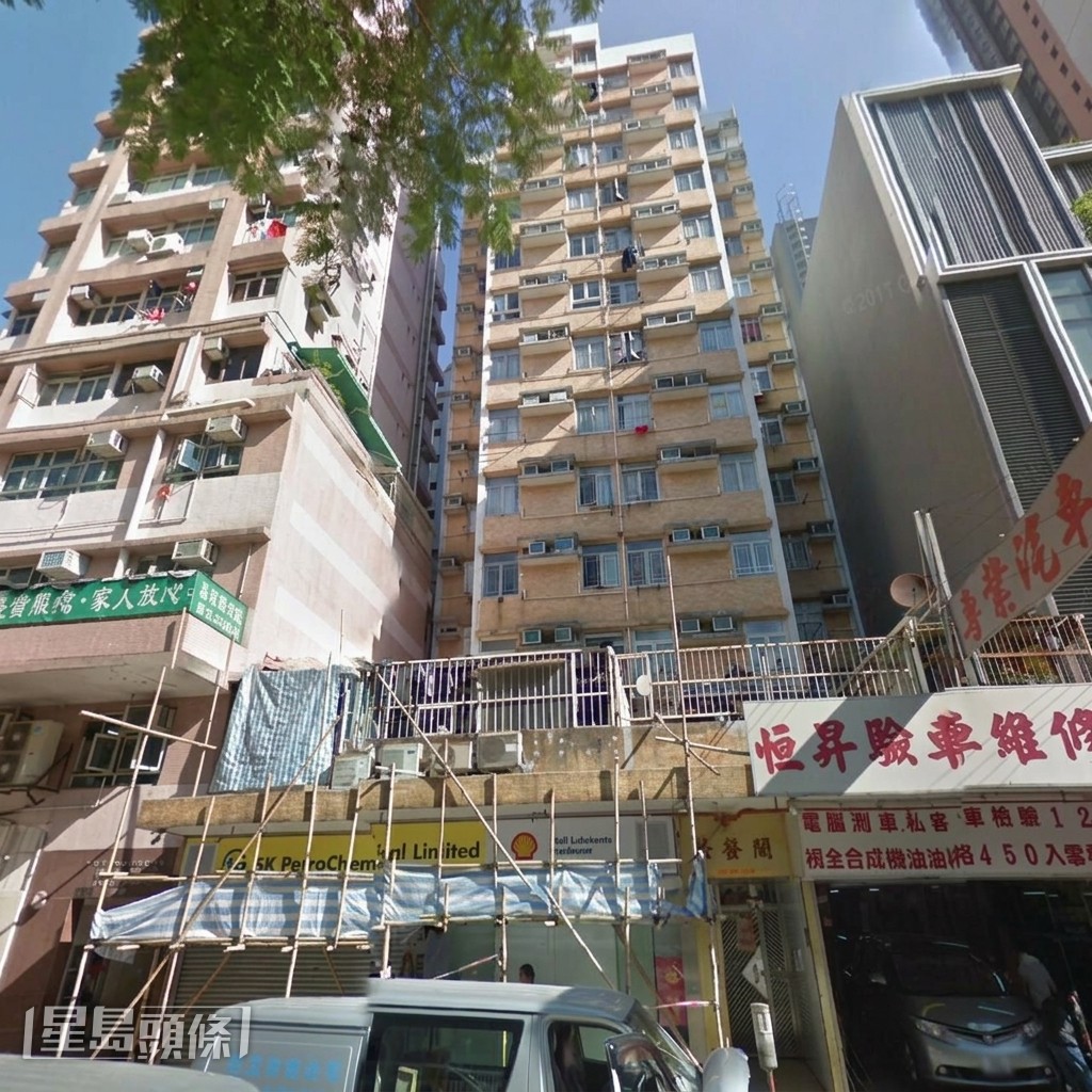 長沙灣榮發閣高層D室,實用面積約264方呎,吸引投資者以285萬承接。 長沙灣榮發閣高層D室,實用面積約264方呎,吸引投資者以285萬承接。